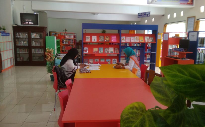 Ruang Baca Lantai 2