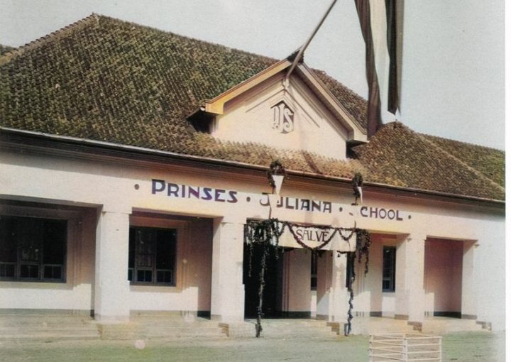 Prinses Juliana School (PJS) sekarang menjadi SMKN 2 Yogyakarta tampak dari depan